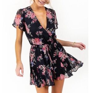 Francesca’s Floral Romper Size XXS